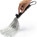Roi Da Fifty Shades Of Grey Flogger