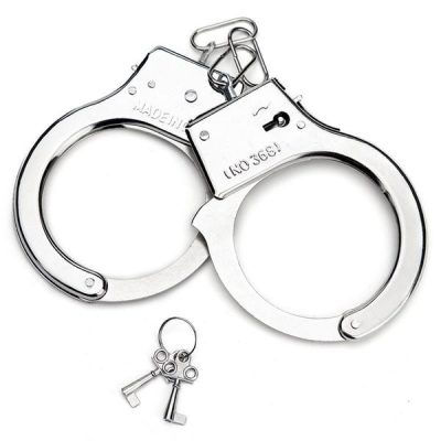 Còng Tay Số 8 Bằng Thép Có Lót Lông